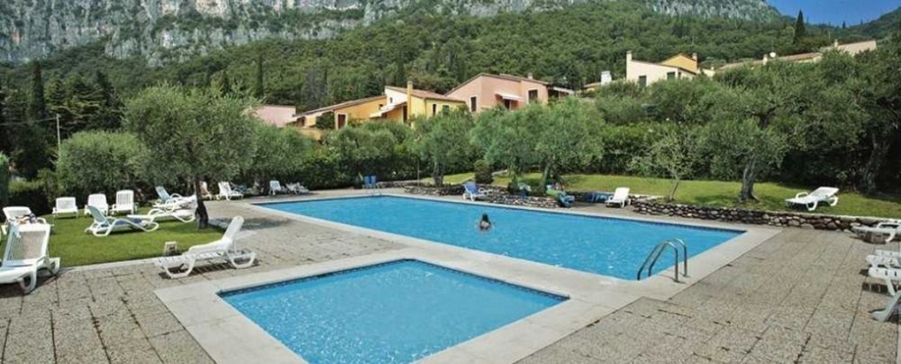 Appartamenti Pratone Garda  Exterior photo
