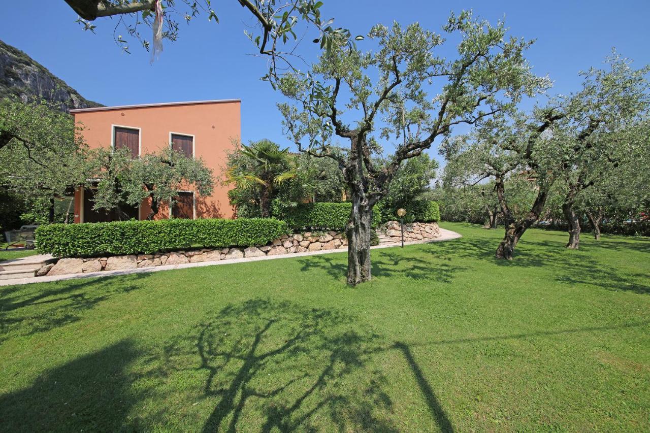 Appartamenti Pratone Garda  Exterior photo